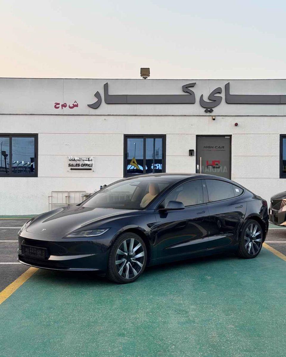 Tesla Model 3 2024 — main photo