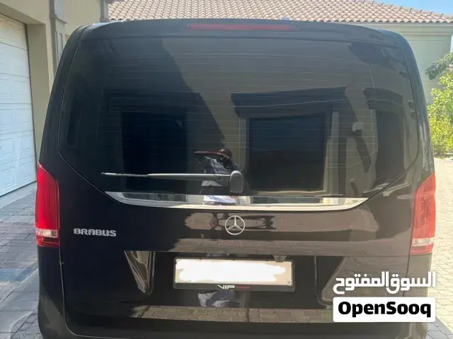 Mercedes-Benz V 250