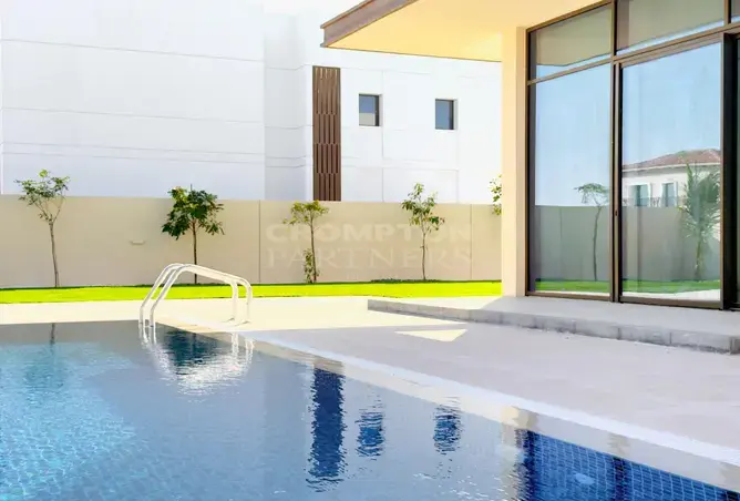 Huge Garden with Pool | Brand New Exceptional