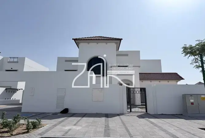Corner 5BR+Maid Villa|Vacant |Large Layout