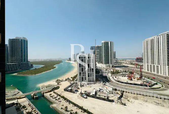 Balcony | Mangrove View | Prime Location