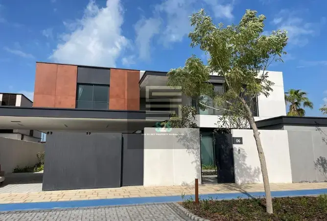 Selling below OP! Best Deal! Premium Finish Villa!