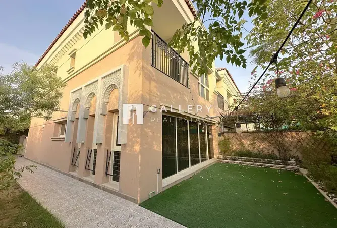 Vastu | Three Bedroom Plus Maid | Corner Plot