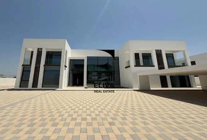 Single Row | First Tenant | Wide Plot Layout