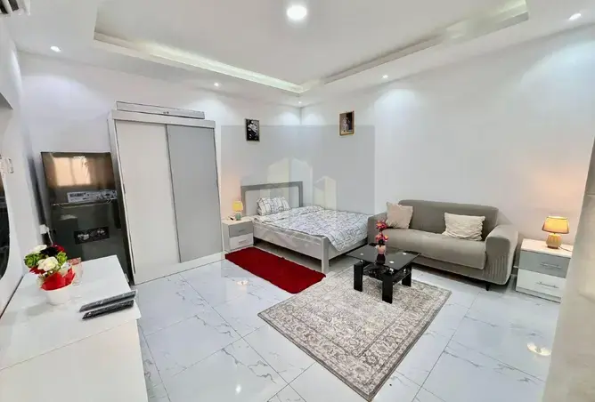 Luxury Furnished Studio 3200 Monthly in Khalifa.