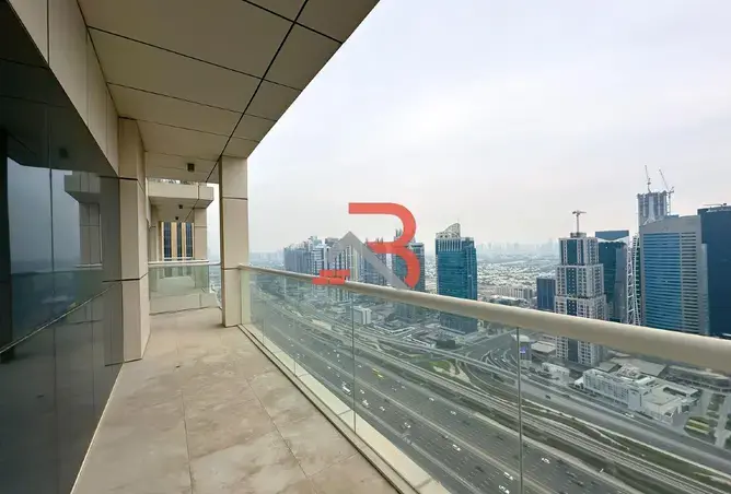 High Floor | Vacant | Well-Maintained | Penthouse