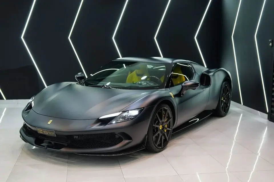 Ferrari 296 GTB 3.0T V6 PHEV Full Carbon Fiber Package, Daytona Seats, Carbon Fiber Wheels, Dealer Warranty + Servic 2023