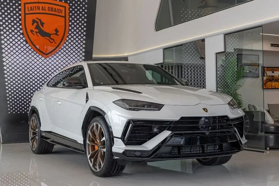 4.0T V8 Lamborghini Urus | Carbon Interior | Low Mileage 2024 (Warranty Available) 2024